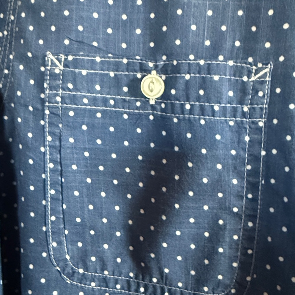 Ralph Lauren Blue and White Button Down Shirt in Very Good Condition. - Picture 3 of 7